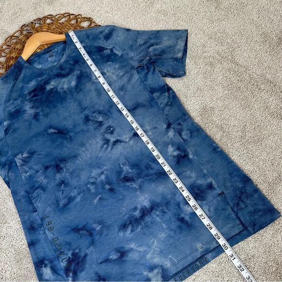 Lululemon Men’s Always Agile Short Sleeve Shirt Diamond Dye True Navy Chambray L - Picture 11 of 12